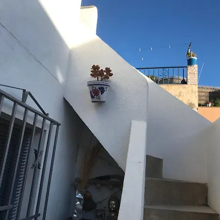 Casita La Paloma Bonita Del Pescador Hasta 5 Personas En El Casco Antiguo La Medina Centro Almeria Bajo Alcazaba Terraza Buena Vista Parking Privado Y Sabanas En Opcion Holiday home