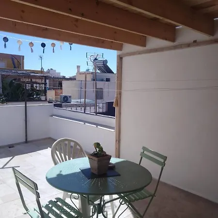 Casita La Paloma Bonita Del Pescador Hasta 5 Personas En El Casco Antiguo La Medina Centro Bajo Alcazaba Terraza Buena Vista Parking Privado Y Sabanas En Opcion アルメリア
